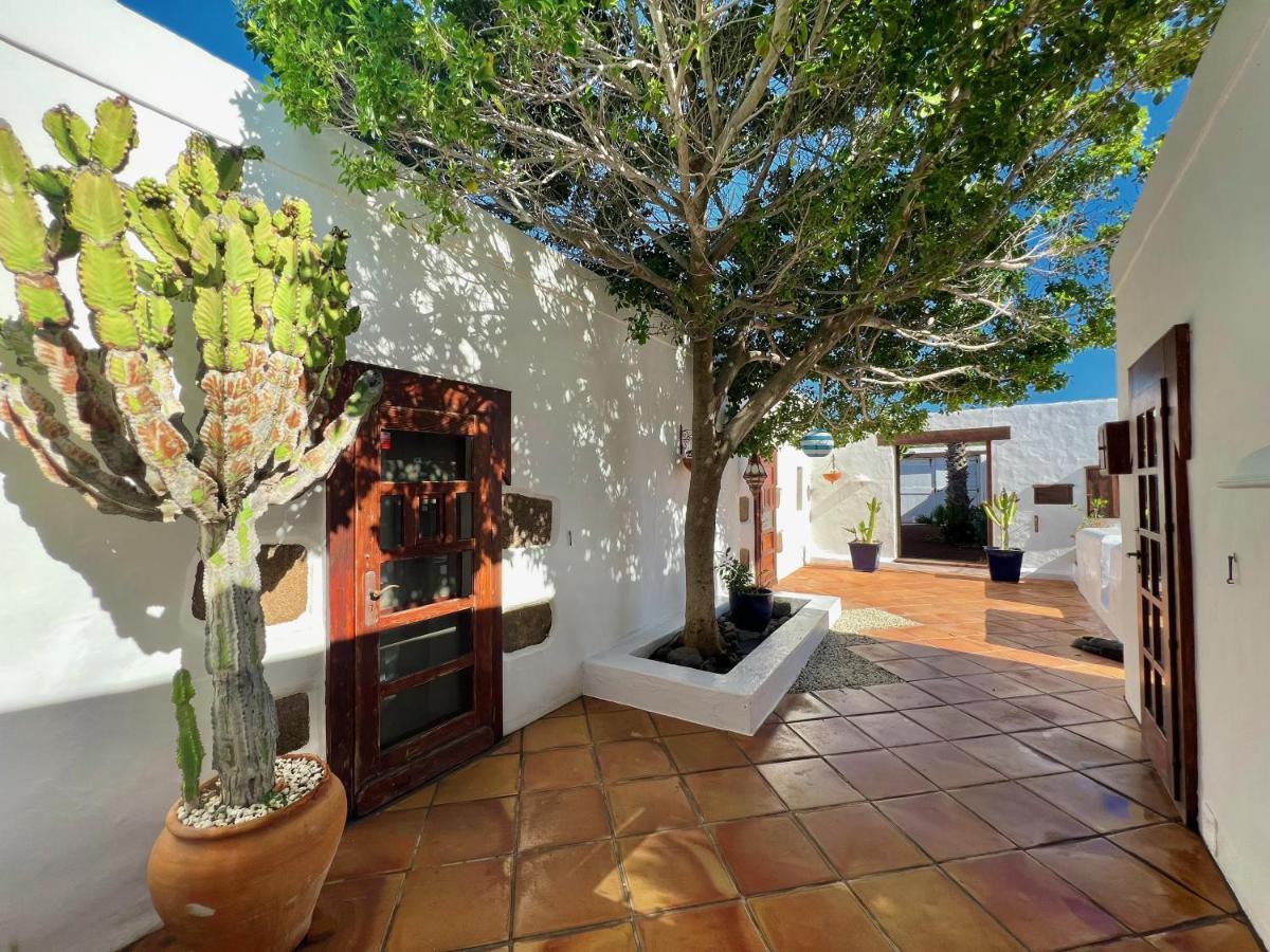 Stylish Getaway With Secluded Patio In Lava Finca Uga Dış mekan fotoğraf